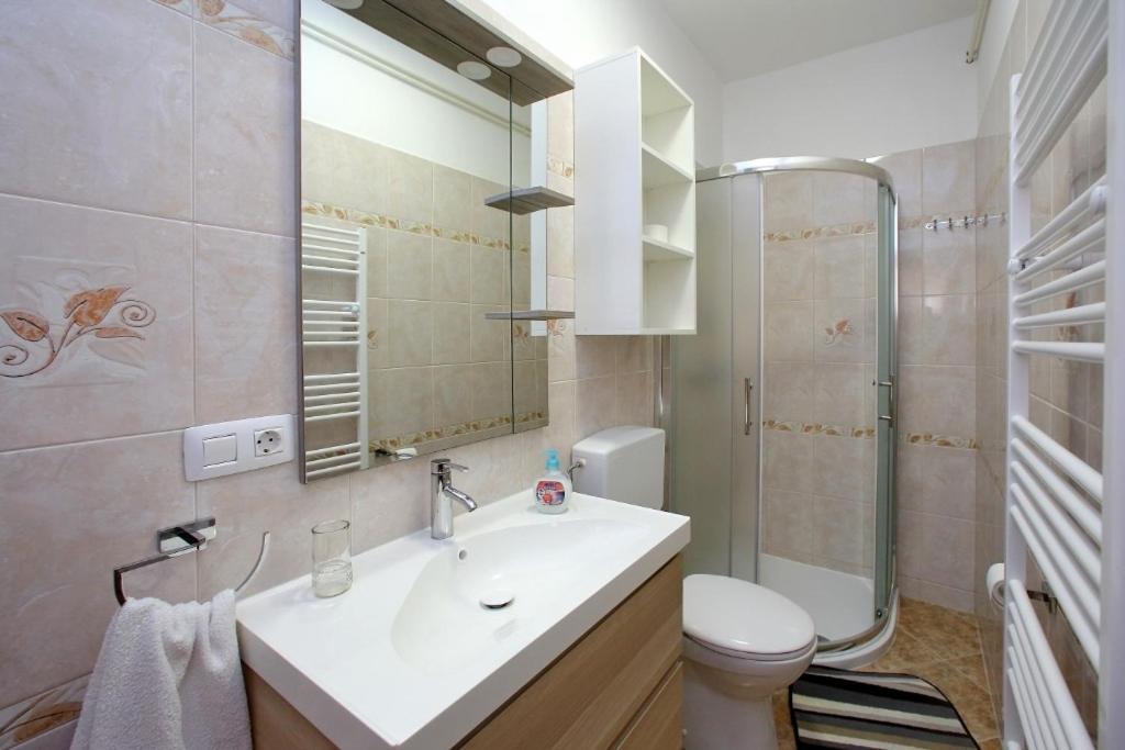 Apartments With A Parking Space Sukosan, Zadar - 16641 ภายนอก รูปภาพ